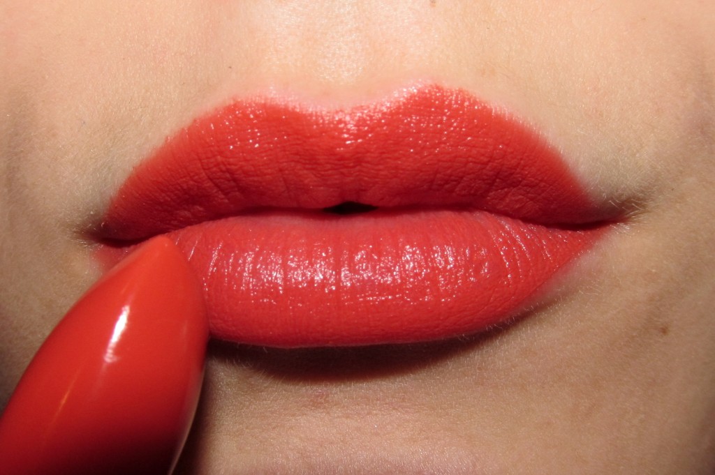 How to make your lipstick last longer